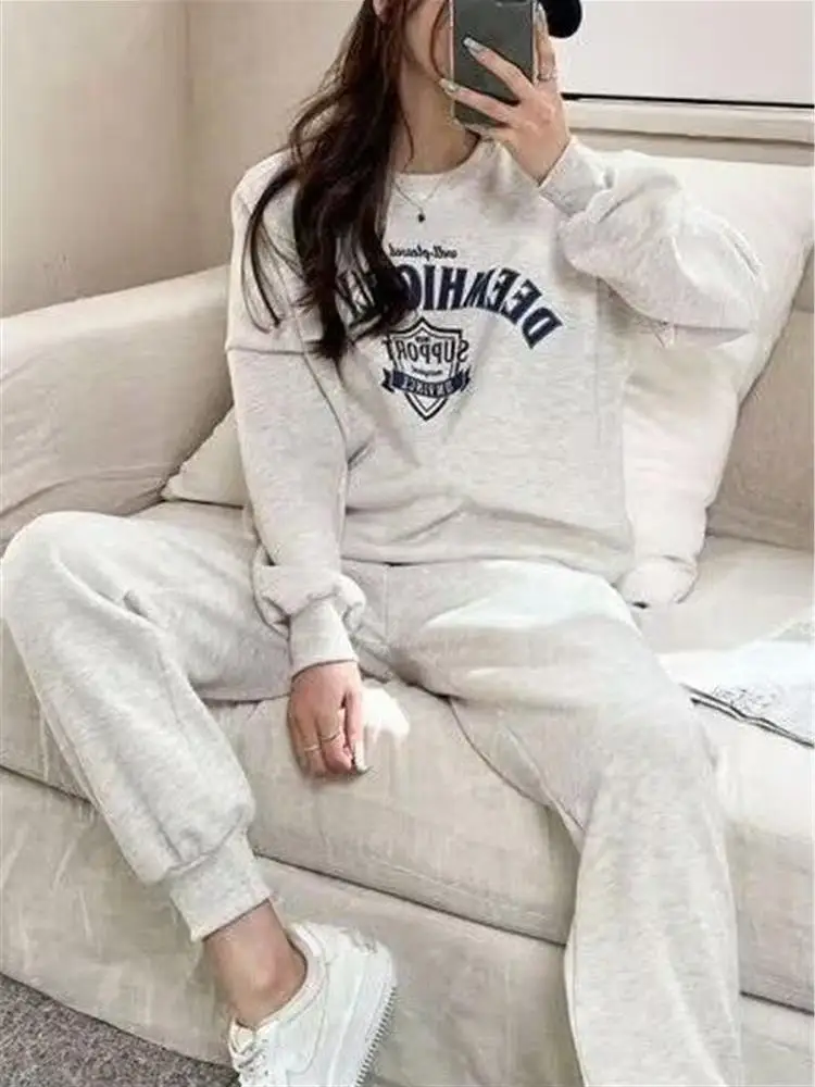 

Slimming Sporty Casual Set Women's Fashionable Thin Wide Leg Pants Sweatshirt Two Piece Set Trendy Autumn Winter Outfit