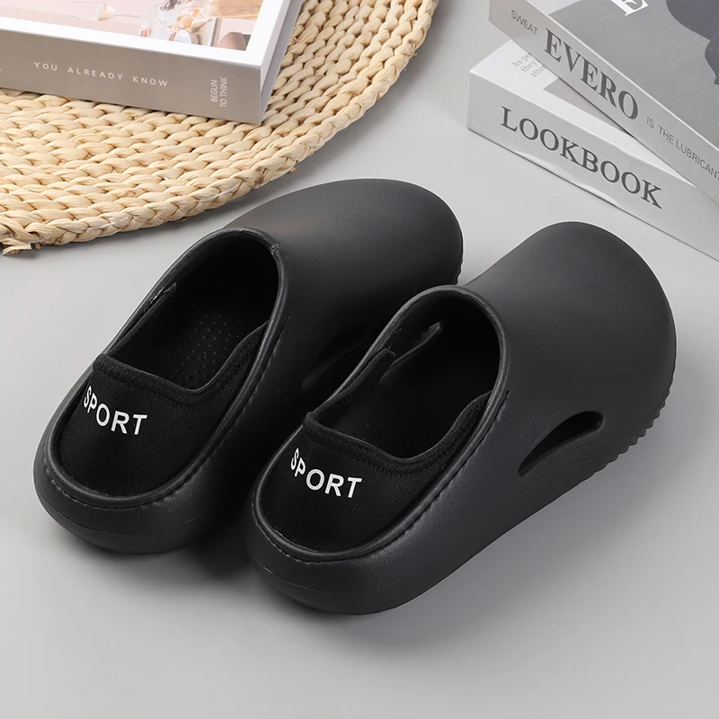 Men Slippers WaterProof Anti Skid Chef Shoe Breathable Slip on Casual Home Slippers Lightweight Beach Sandals Male Garden Clogs