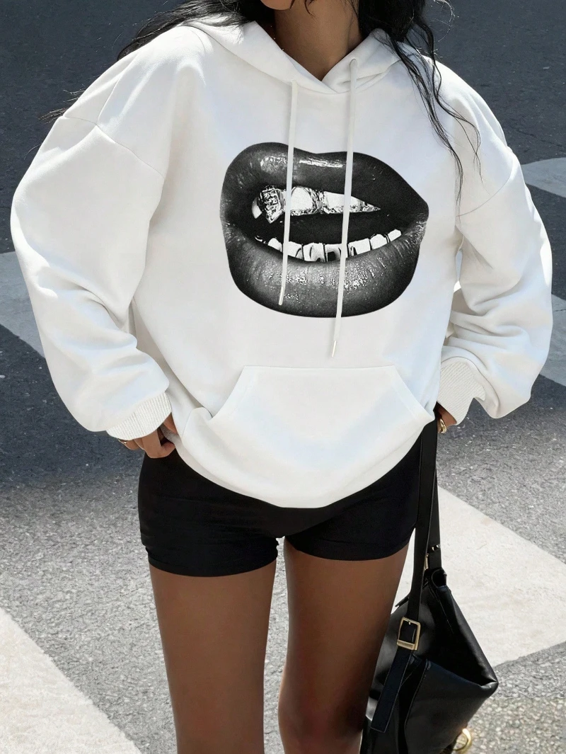 سويت شيرت نسائي بكتف منسدل مطبوع عليه شعار، سويت شيرت كاجوال مثير بطبعة شفاه فضفاض مناسب للنساء، خريف/شتاء