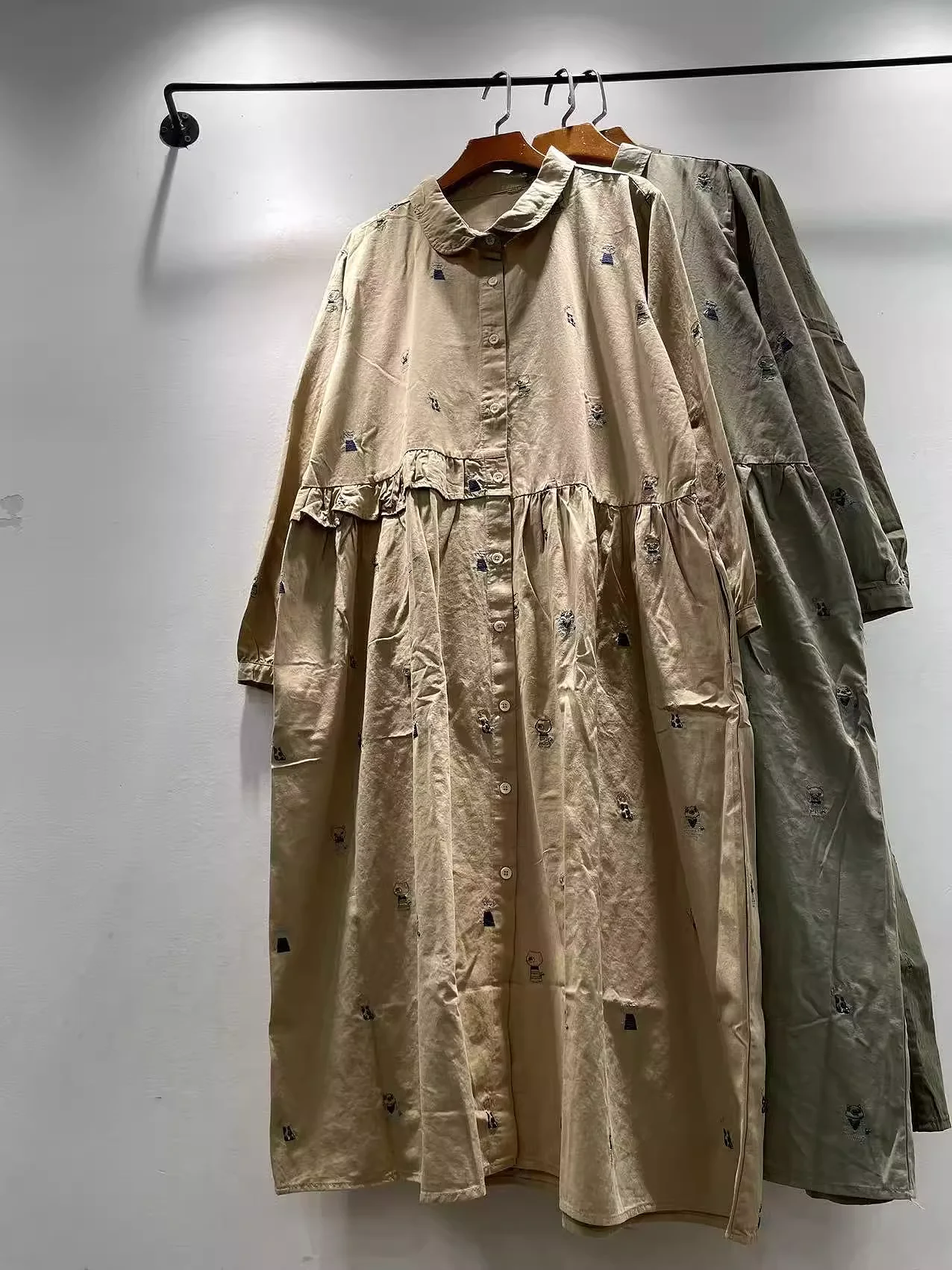 Enianechu 캐주얼 여성 드레스 100% 코튼 피터팬 칼라 만화 자수 롱 드레스 빈티지 루즈 셔츠 드레스