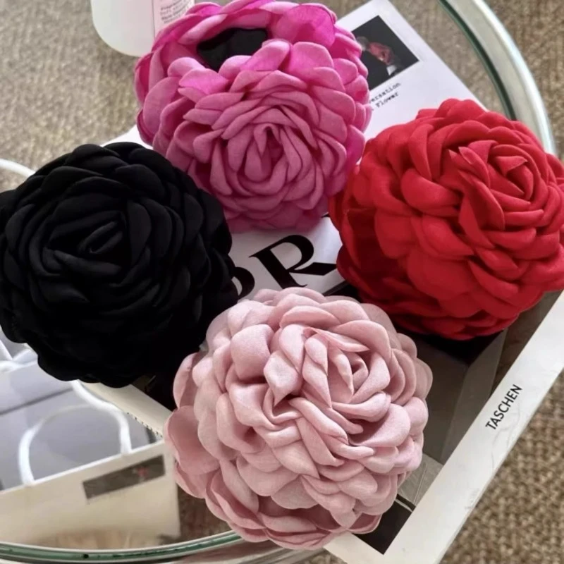 Neue Rose Haar Krallen Vintage Mode bunte Blume Haars pange einfache Frauen Haarschmuck für Frauen Hai Haarnadel Kopf bedeckung