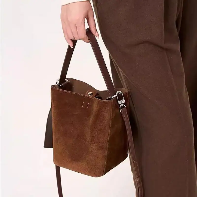Autumn And Winter New High-end Frosted Suede Bucket Shaped Women Handbag Retro Fashion Simple Multifunctional Crossbody Bag Tide