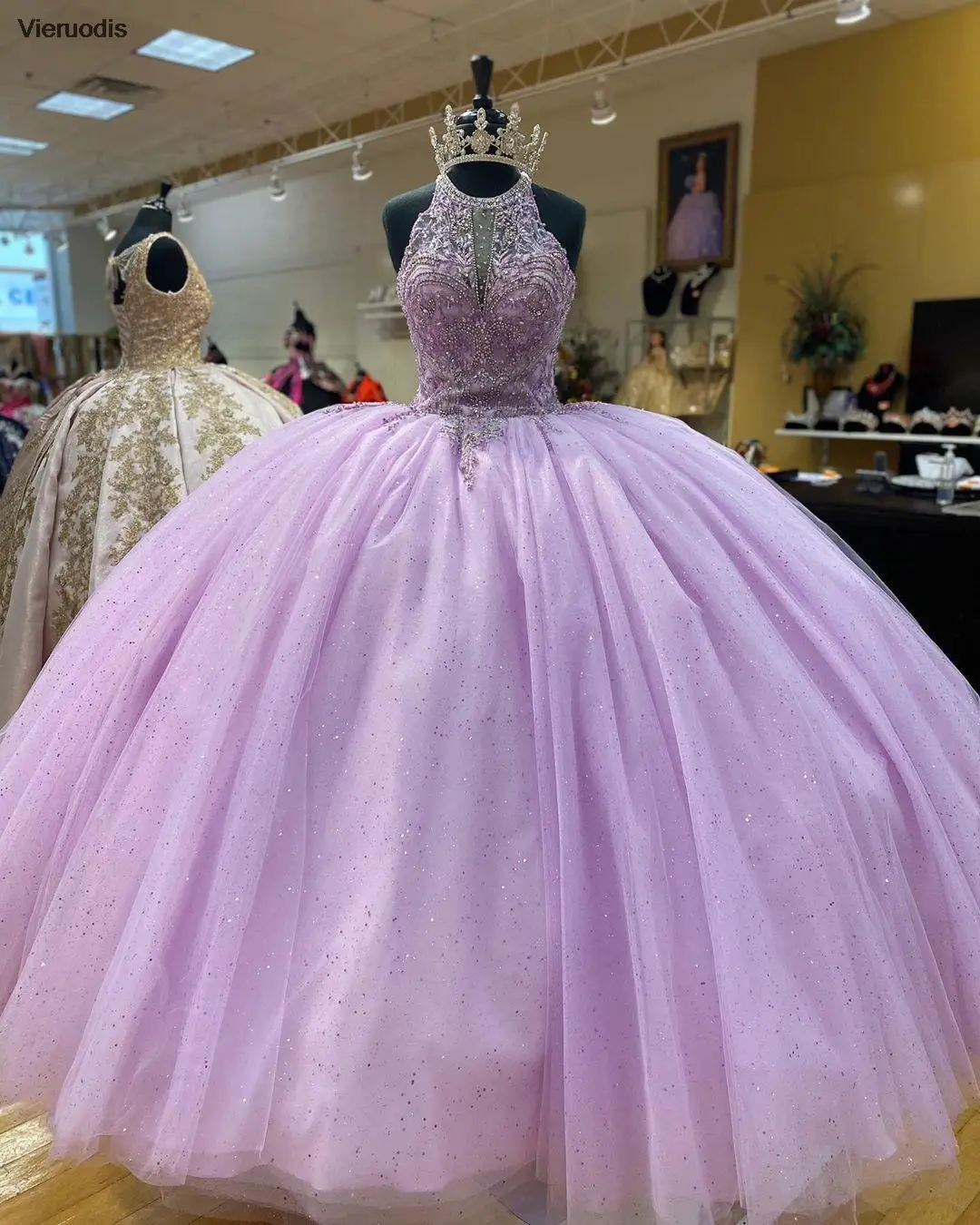 2021 Великолепные 15-летние платья Quinceanera сиреневого цвета, расшитые бисером, сексуальный лиф без рукавов с лямкой на шее, корсет, юбка с блестками, длинное вечернее платье