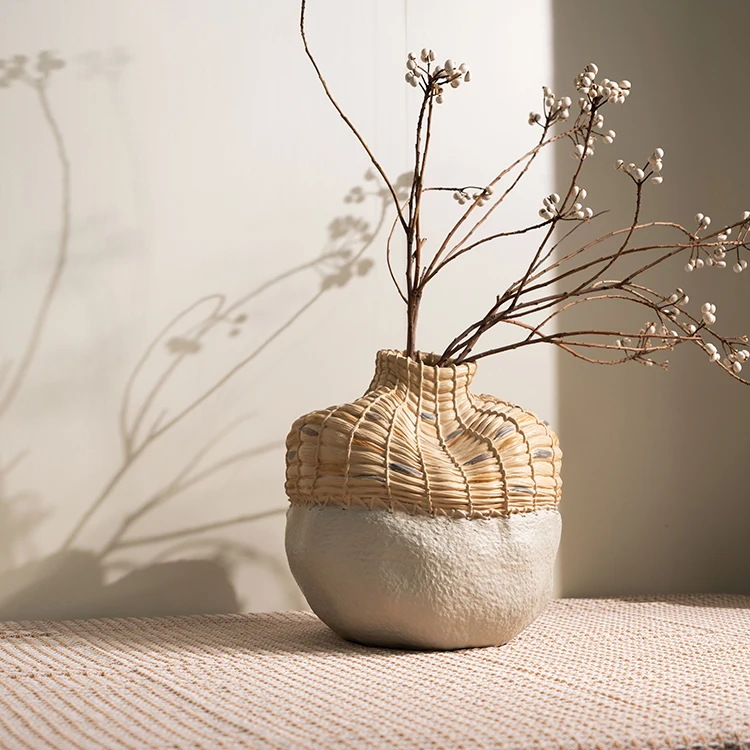 

Креативный дизайн, декор для дома, украшения для гостиной, настольные украшения, серая ваза из смолы в стиле античной поэзии с цветочным узором