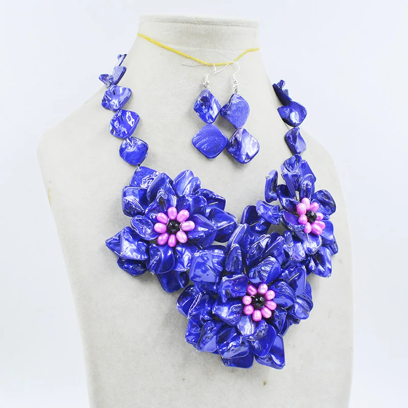 pretty Royal Blue, Natural Shell/Pearl, Handmade Flower Necklace/Earring Set
