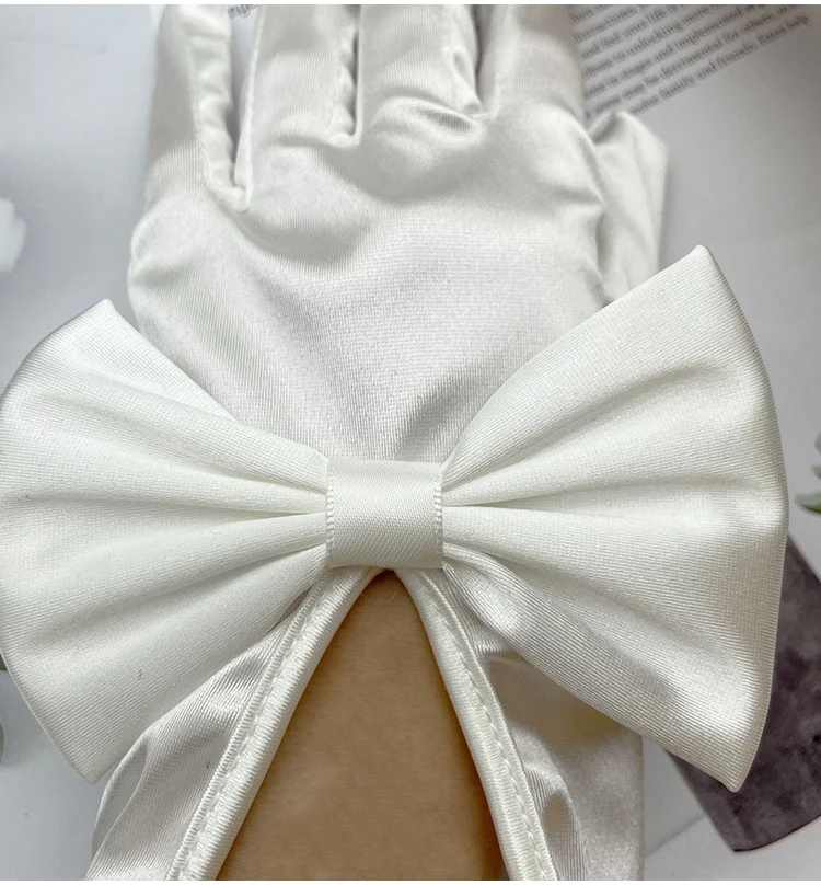 Elegant Short Wedding Bridal Gloves with Bow Satin Finger Bridesmaid Perform Prom Wrist Gloves for Women Pageant guantes