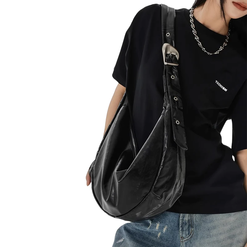 

Retro Large Capaci Dumpling ape Motorcycle Bag Women's 2025 New Sle Versatile Crossbody Single oulder Underarm Bag