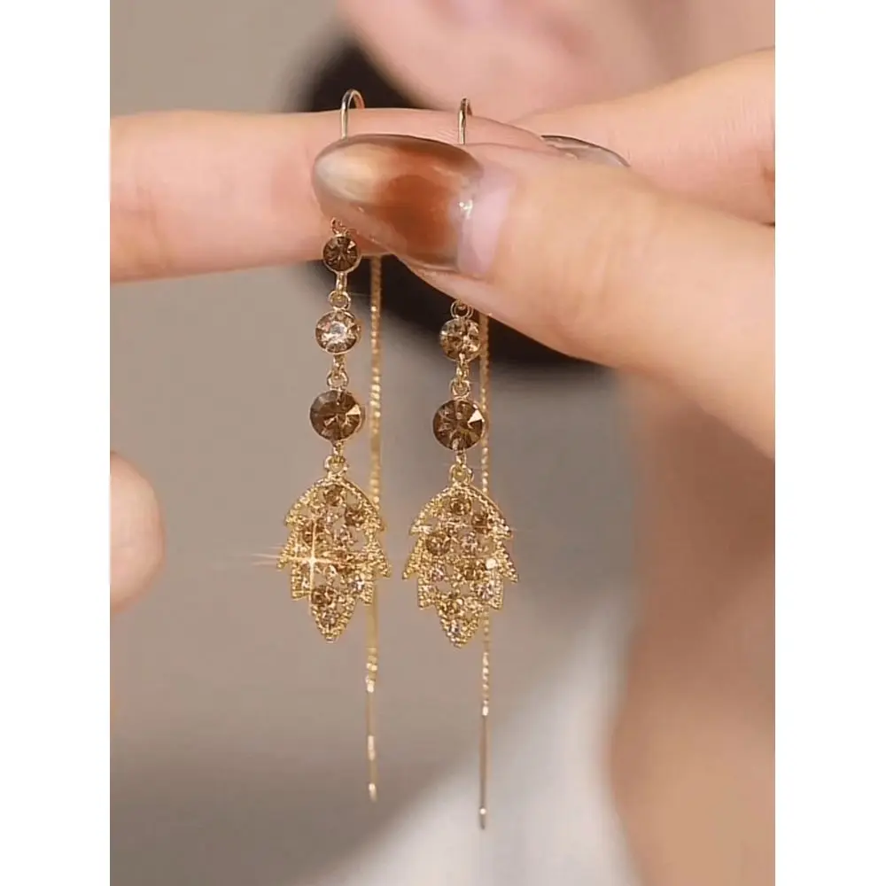 

Pair Luxury Sparkling Cubic Zirconia Leaf Earrings, Elegant Glamorous Fashion Earrings For Women