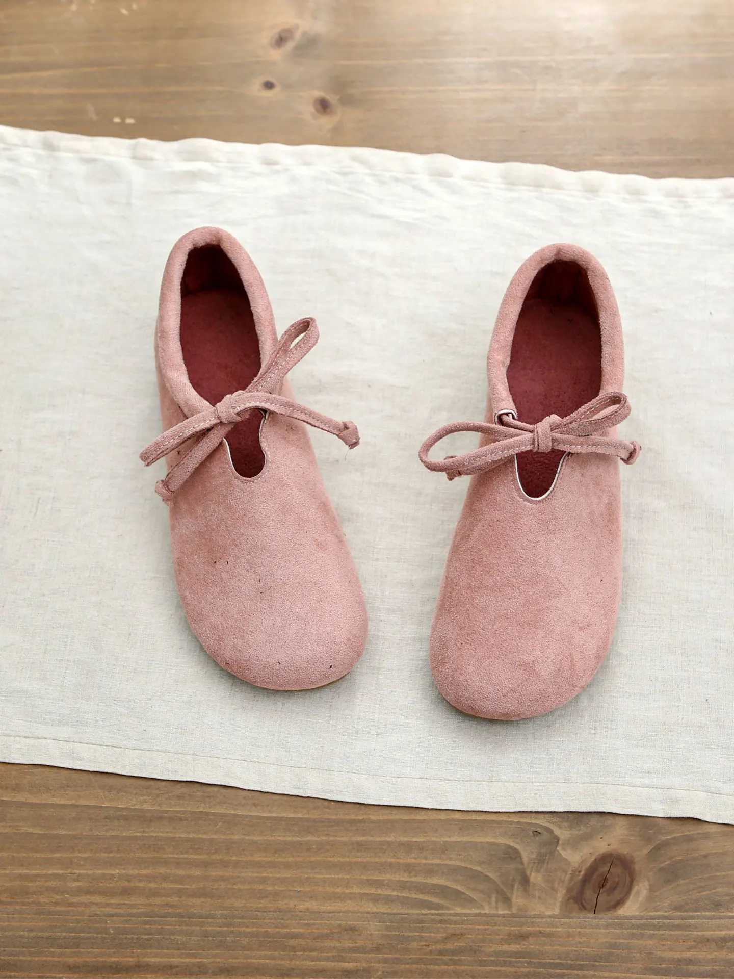 Mossy Velvet Surface Flat Shoes Candy Colored Retro Artistic Casual round Head Bowknot Bean Shoes Women's Fashion Single Shoes