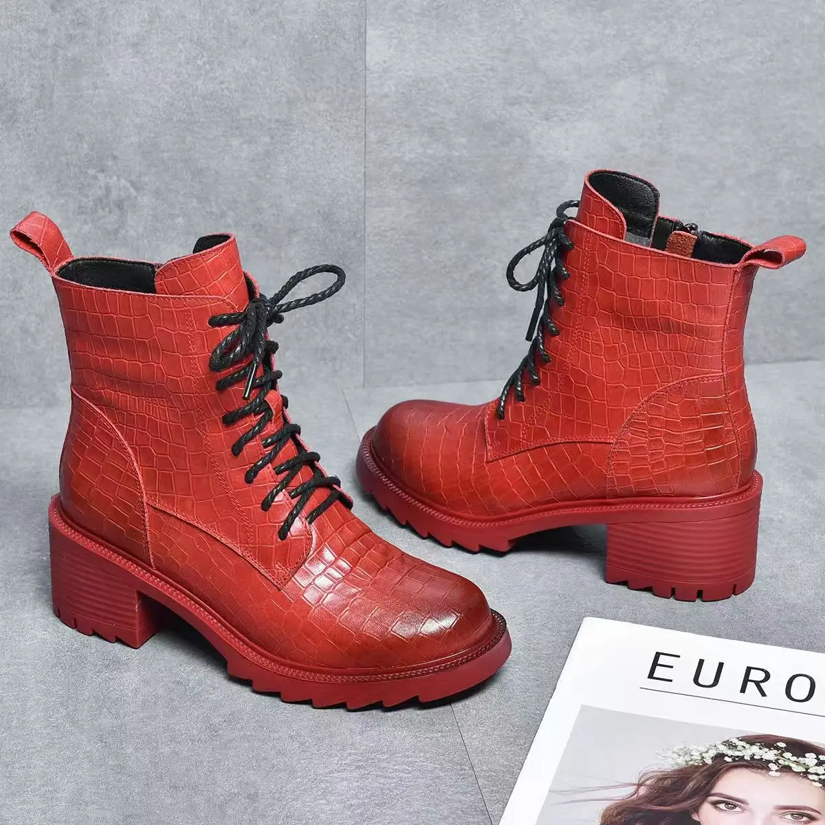 

Женские ботинки из натуральной кожи на толстом каблуке и высокой подошве, осенне-зимние, новые, с плюшевой подкладкой, теплые, с красными молниями, на хлопковой подкладке, до щиколотки