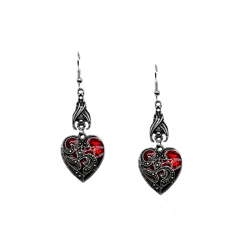 European and American Black Bat Oil Drop Heart-shaped Pattern Earrings Unisex Terrifying Halloween Hip-hop Party Earrings Gifts