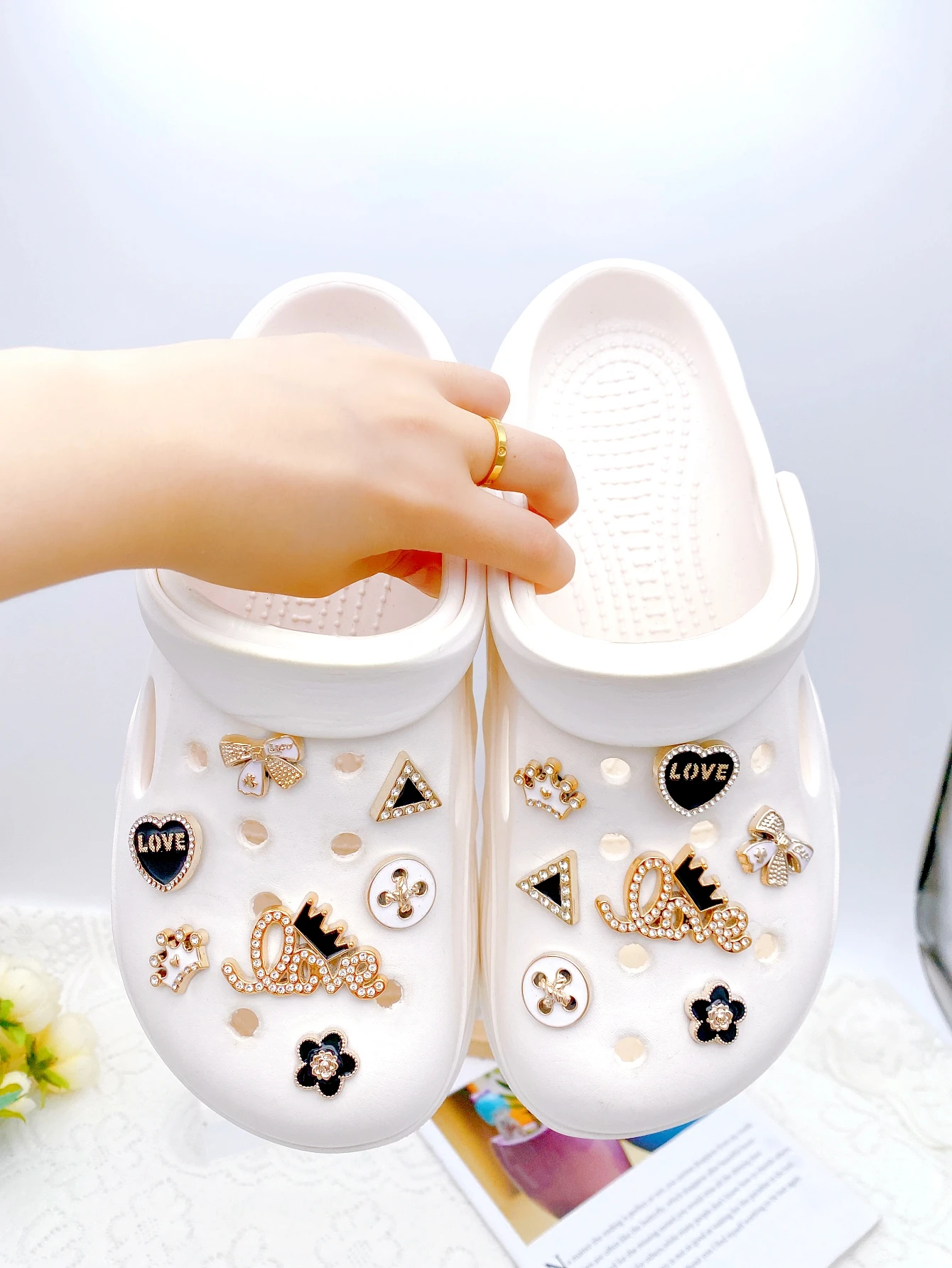 14-piece shoe decoration DIY casual shoe decoration - An interesting and versatile way to personalize your footwear