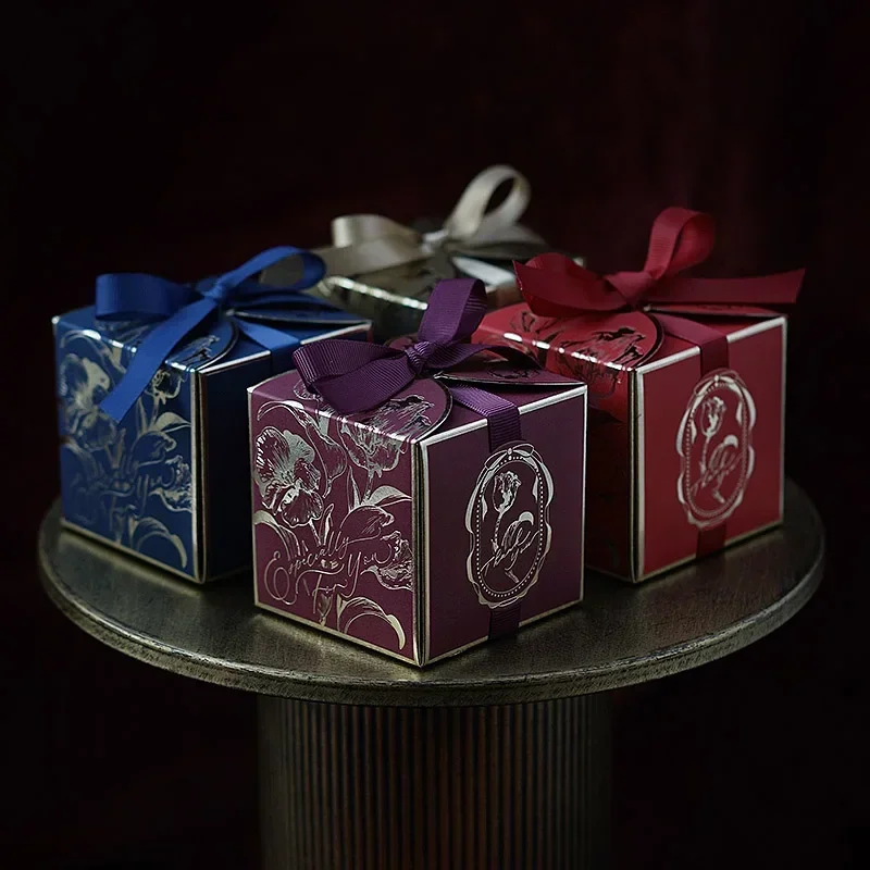 Tulips Flower Candy Box Gift Cardboard Boxes Gift Packing Box Small Gift Box For Wedding Birthday Baby Shower Party Decorate view 4