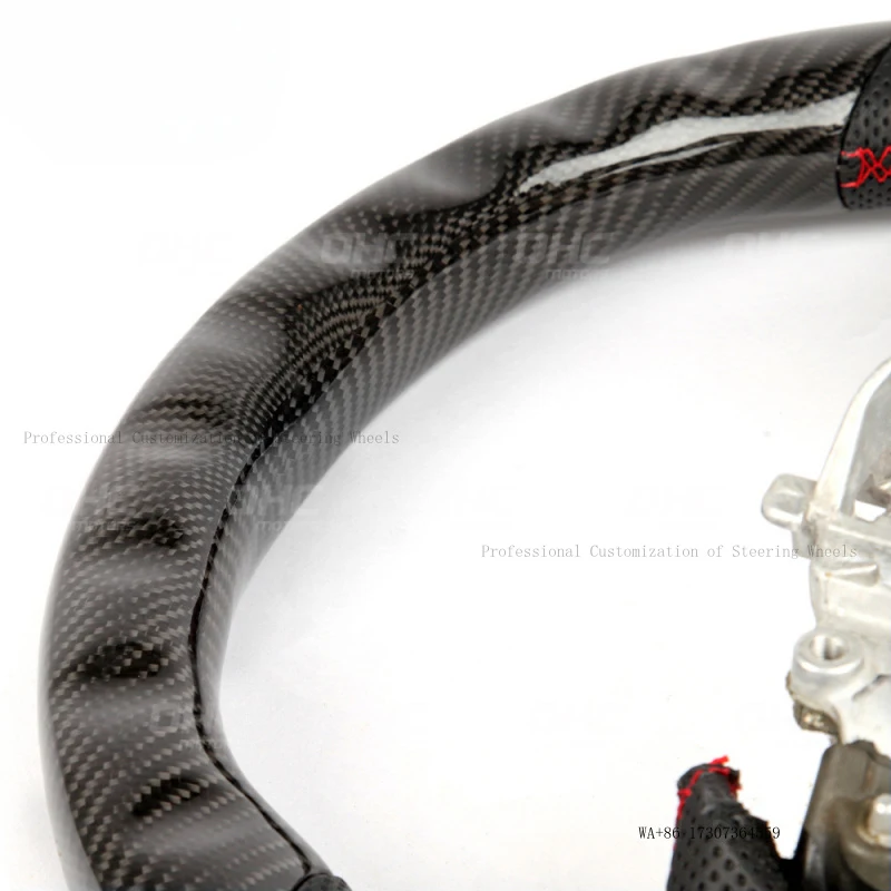 Suitable for Lexus GX350 LED carbon fiber car steering wheel modification and upgrade
