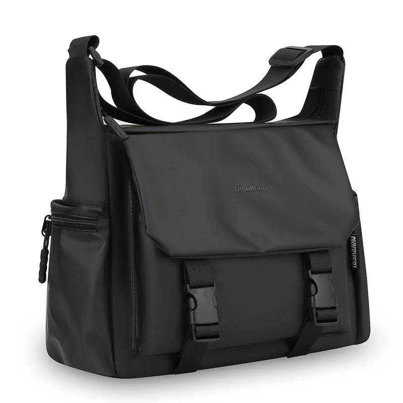 

Men's crossbody bag - large capacity, with adjustable shoulder straps, zipper closure, sturdy structure, classic style