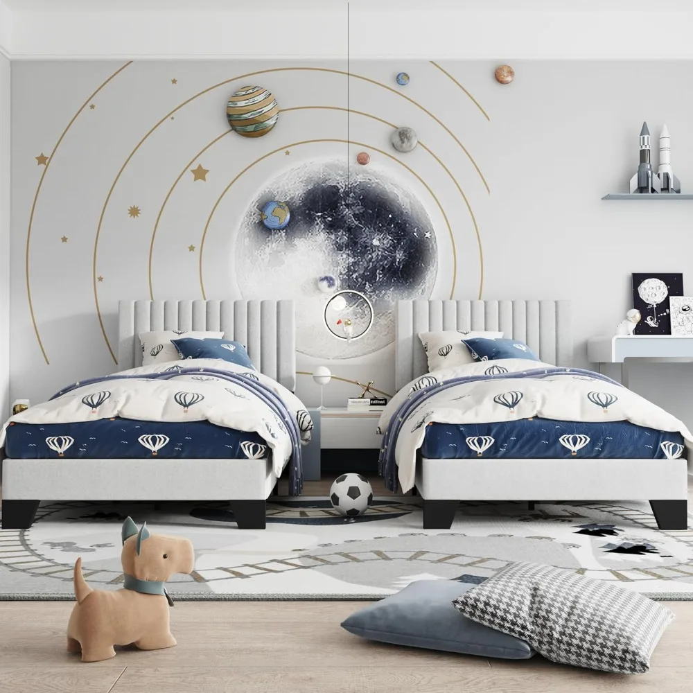 سرير بمنصة مغطاة بالقماش بحجم مزدوج مع لوح رأسي قابل للتعديل، وشرائح خشبية قوية وتصميم بدون ضوضاء