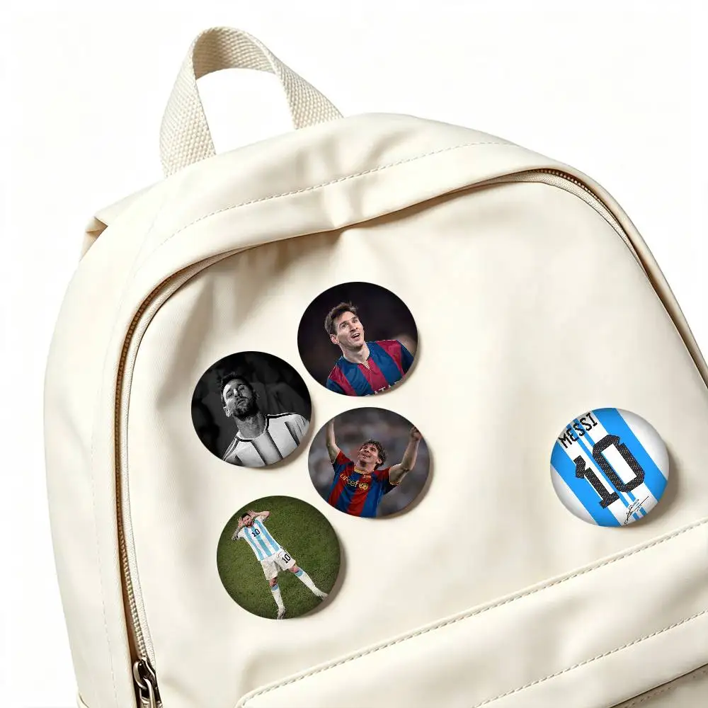 L-Lionel Messi Football Athlete 25mm 32mm 44mm 58mm 75mm Brooches Badges Pins for Accessories Gift