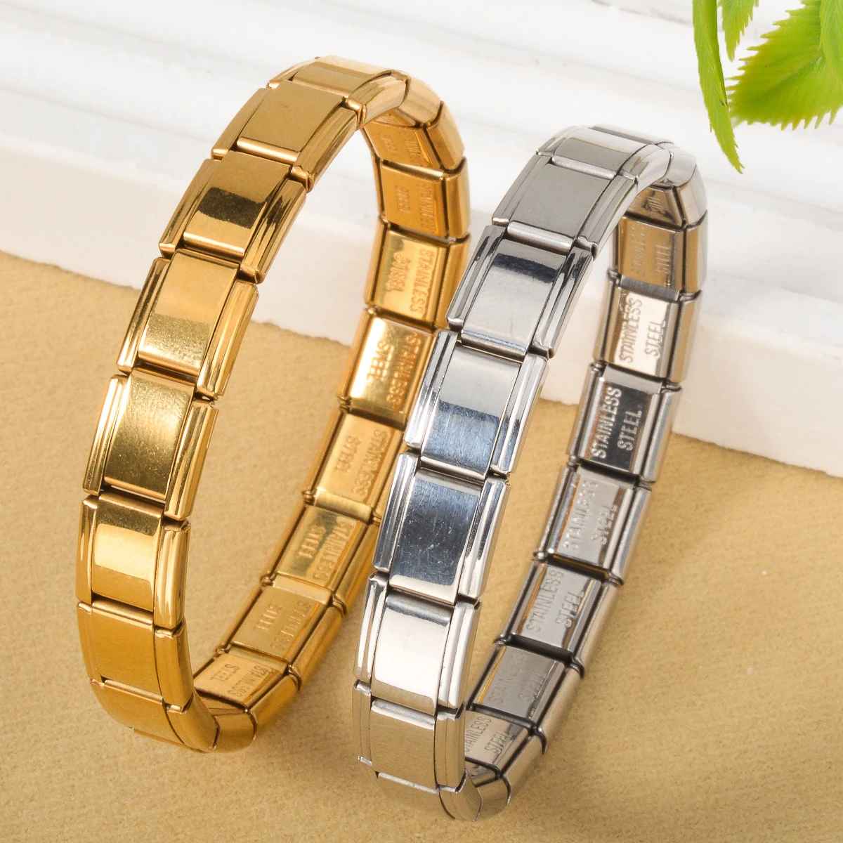 

Elastic Stainless Steel Bangles Bracelet with Rectangular block Link Design Unisex Minimalist Jewelry Gift for Men and Women