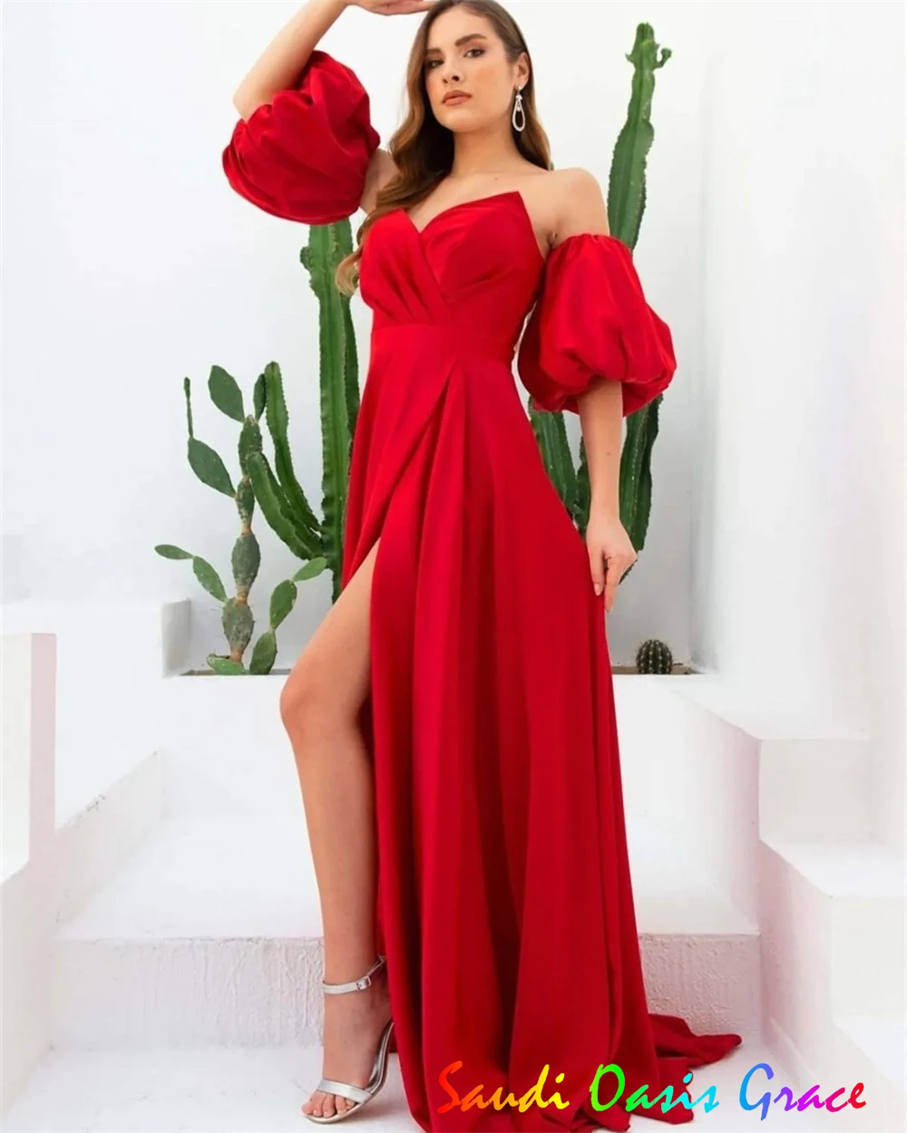 Maßgeschneidertes, maßgeschneidertes klassisches Abendkleid aus rotem Satin, exquisite trägerlose Abiballkleider mit abnehmbaren Ärmeln für besondere Anlässe