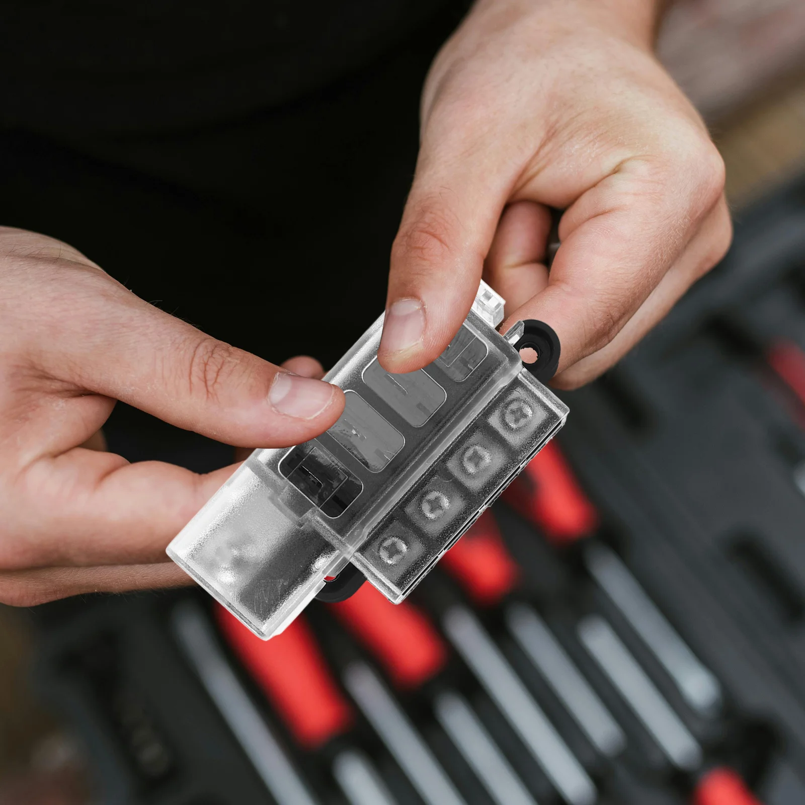 

Compact Fuse Box Cover Single Positive Line Power Input Car Boat Marine Fuse Holder Panel Auxiliary Automotive