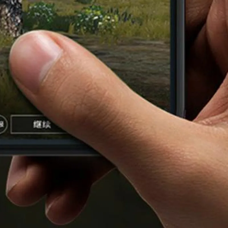 

Игровой контроллер AK05 для PUBG: геймпад с физическими чувствительными триггерами и кнопкой Turbo Fire Aim для мобильных консолей