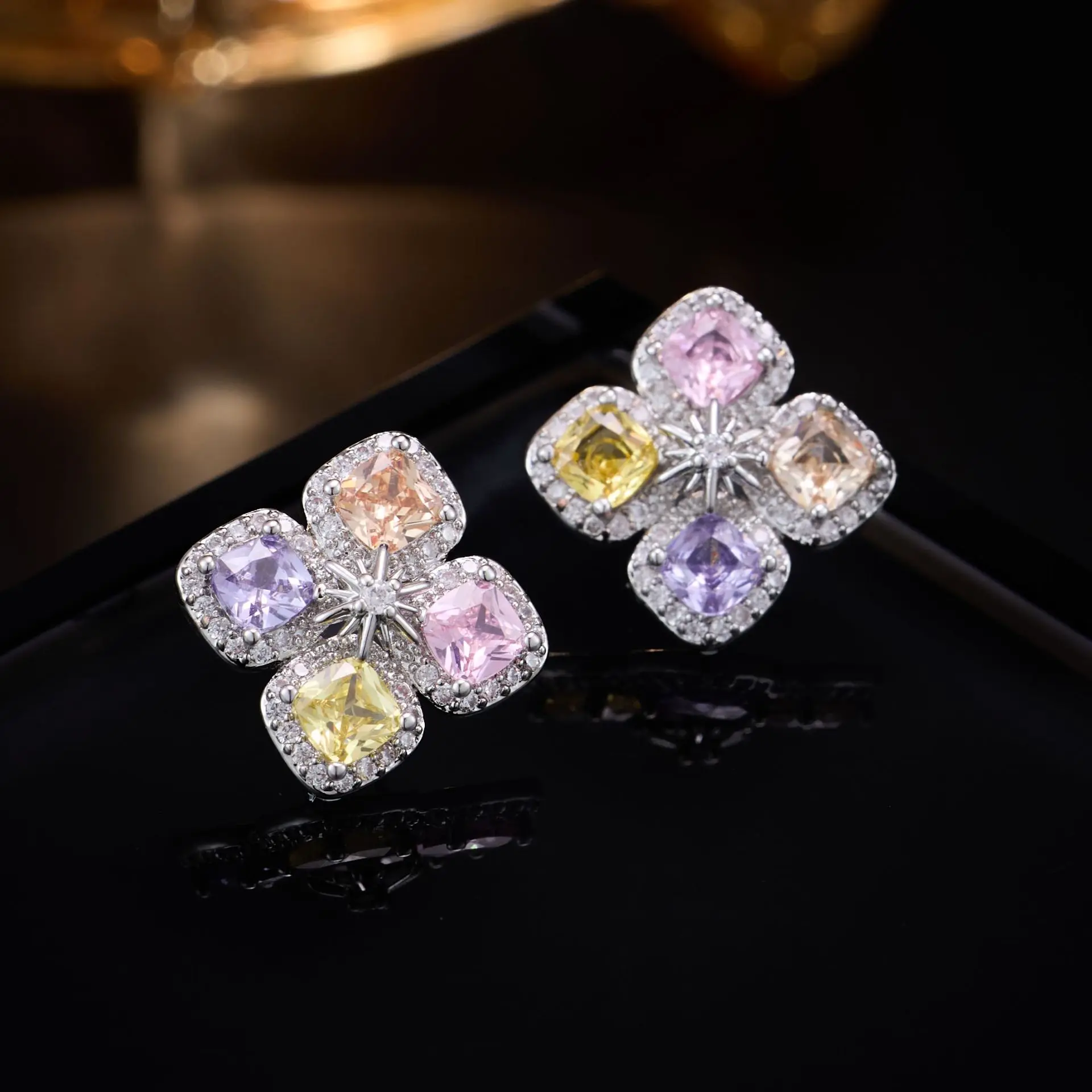 Luxury Micro-inlaid Zircon Colored Small Flower Stud Earrings for Women Niche Design Temperament 925 Silver Needle Earrings