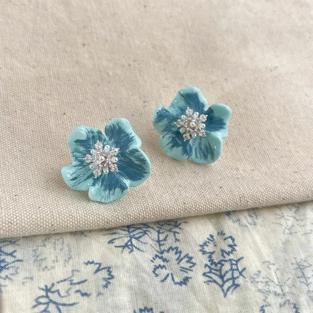 Elegant Hand-Painted Begonia Flower Earrings French Style Oil Dripping Light Luxury Fashion Earrings Handmade Women Jewelry Gift