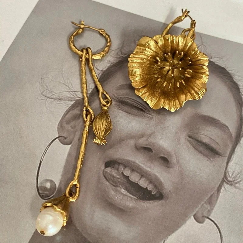 YISON Vintage Pearl Flower Brass Plated 18K Gold Asymmetric Earrings for Woman Europe America Luxury Jewelry Gifts