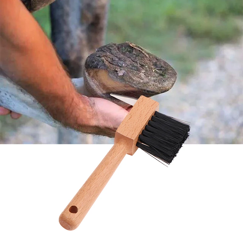 

Horse Hoof Pick Brush Rubber Hoof Pick With Brush Portable Hoofpick With Soft Touch Hoof & Wooden Handle Horse Grooming Kit