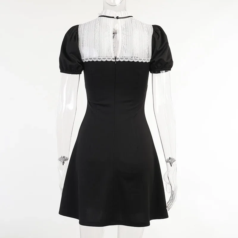 Vestido negro Punk para mujer, minivestido gótico con lazo y manga abullonada para fiesta, Lolita, Harajuku, con retazos de encaje, ceñido al cuerpo, Verano