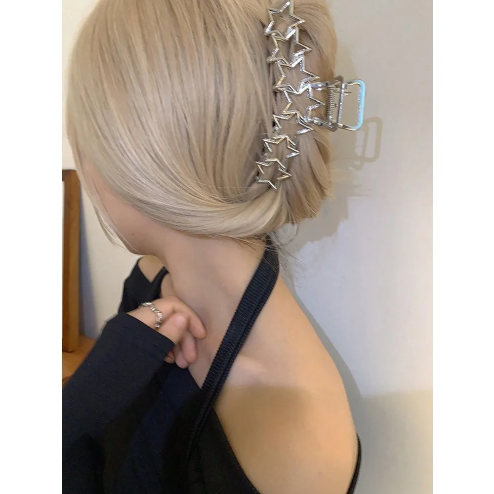 

1pc Women's Gold Metal Alloy Minimalist One-Piece Hair Clip, Versatile Elegant Chic Accessory Suitable For Daily Wear, Party, Commute, Vacation - Hair Styling, Washing Face/Hair, Makeup, Outfit Matching Summer Beach Claw Clips Vacay Hair Claws,Travel,Birt