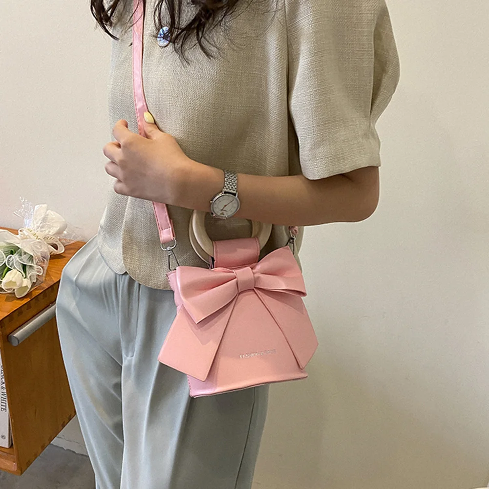 Sweet Bow Tie Designer Mini Shoulder Handbag Leather Bucket Crossbody Bag Women Fashion Luxury Brand Handbag Female Totes Purses