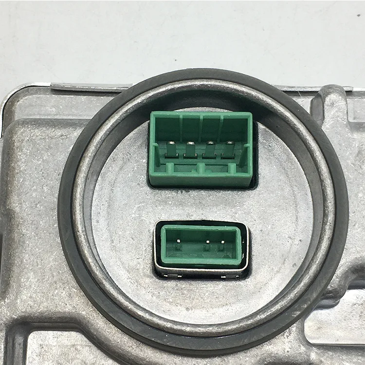 Módulo controlador de piezas automotrices 8K0941597F