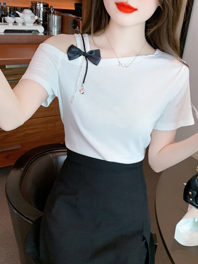 2023 Summer New Irregular Off Shoulder T-shirt with Bow Design, Versatile Top and Short Sleeve