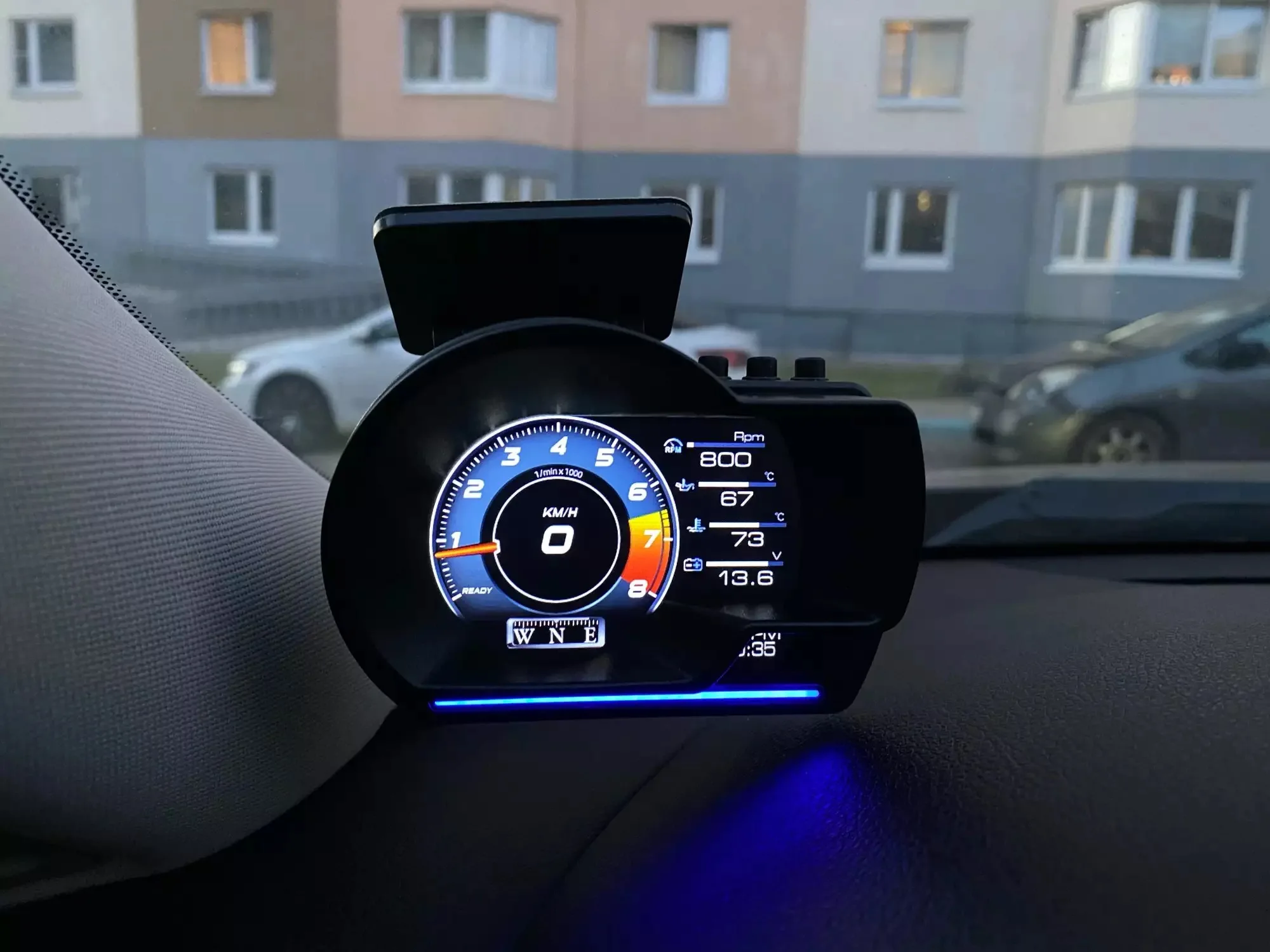 Neuestes A501 Auto Head-Up-Display OBD2 Smart Car HUD Turbo-Anzeige Digitaler Kilometerzähler Sicherheitsalarm Wasser- & Öltemperatur Drehzahlmesser Auto-Messgerät – Detail 3