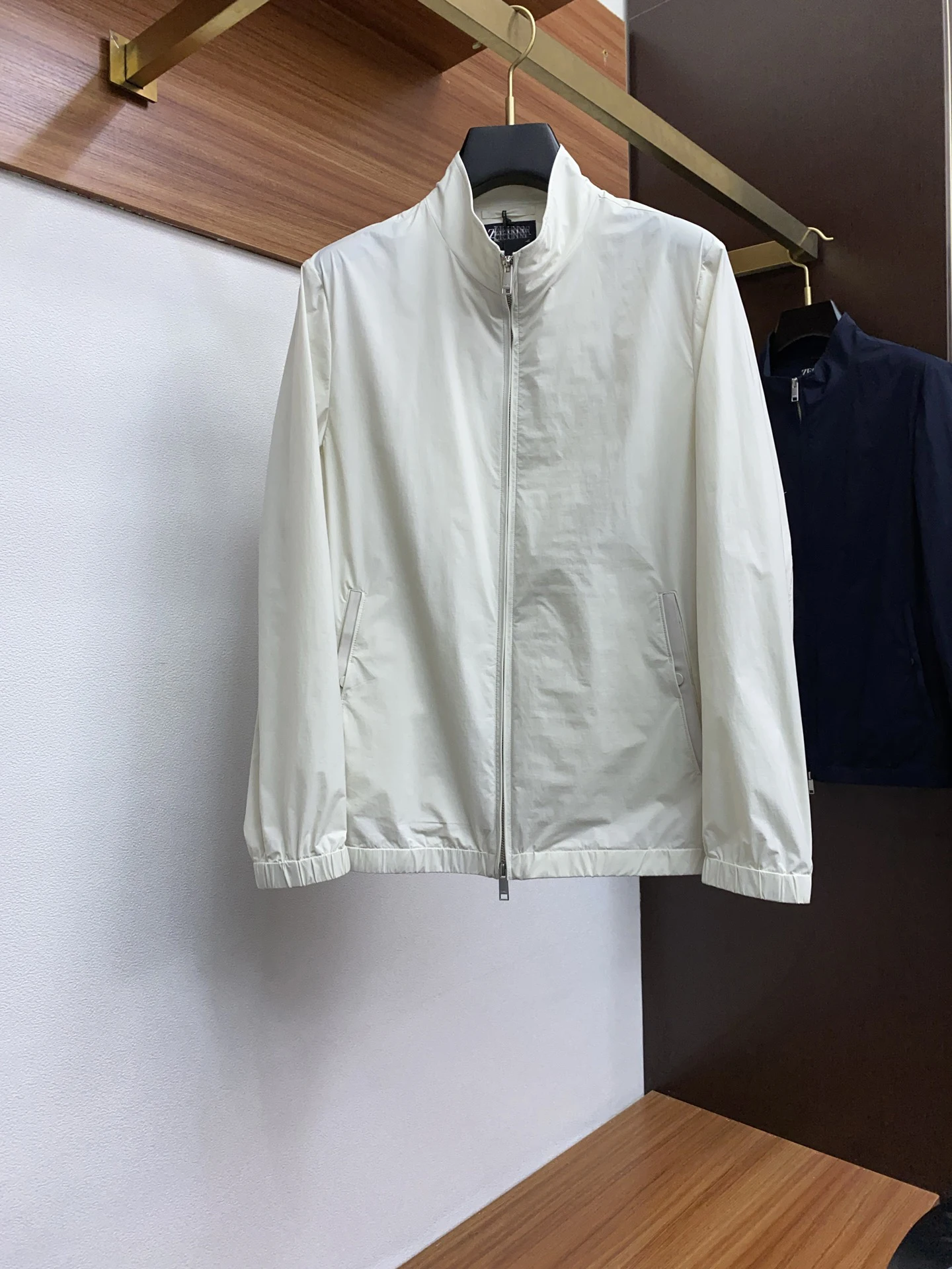 

SIJITONGDA Men'sSpring/Summer 2025 New Men's UV Protection Lightweight Jacket Size M-3XL