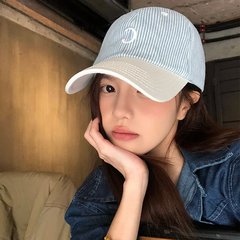 

Cool Stripesd Embroidered Baseball Cap for Women Simple Letter Color-Blocked Baseball Hat for Couples Casual Travel Hats