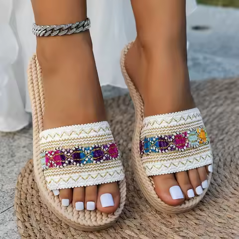 Chinelos Femininos para Exterior, Sapatos Planos de Designer, Sandálias Étnicas Boêmias de Tamanho Grande, Chinelos de Praia com Franjas para Mulheres
