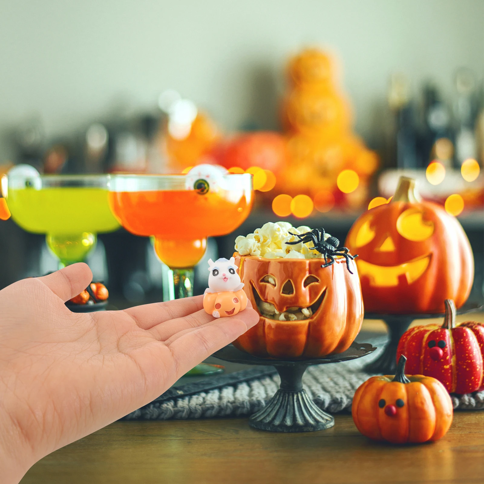 

6Pcs Halloween Mini Resin Ornaments Micro Landscape Decoration Vivid Miniature Figures for Desktop Shelf Home Decor