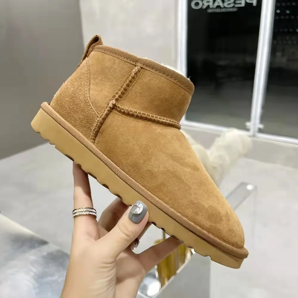 

2023 Woman Winter Warm Boots Fur Ladies Snow Boots Real Sheepskin Wool Low-cut Warm Fur Shoes Man and Women Winter Short Boots