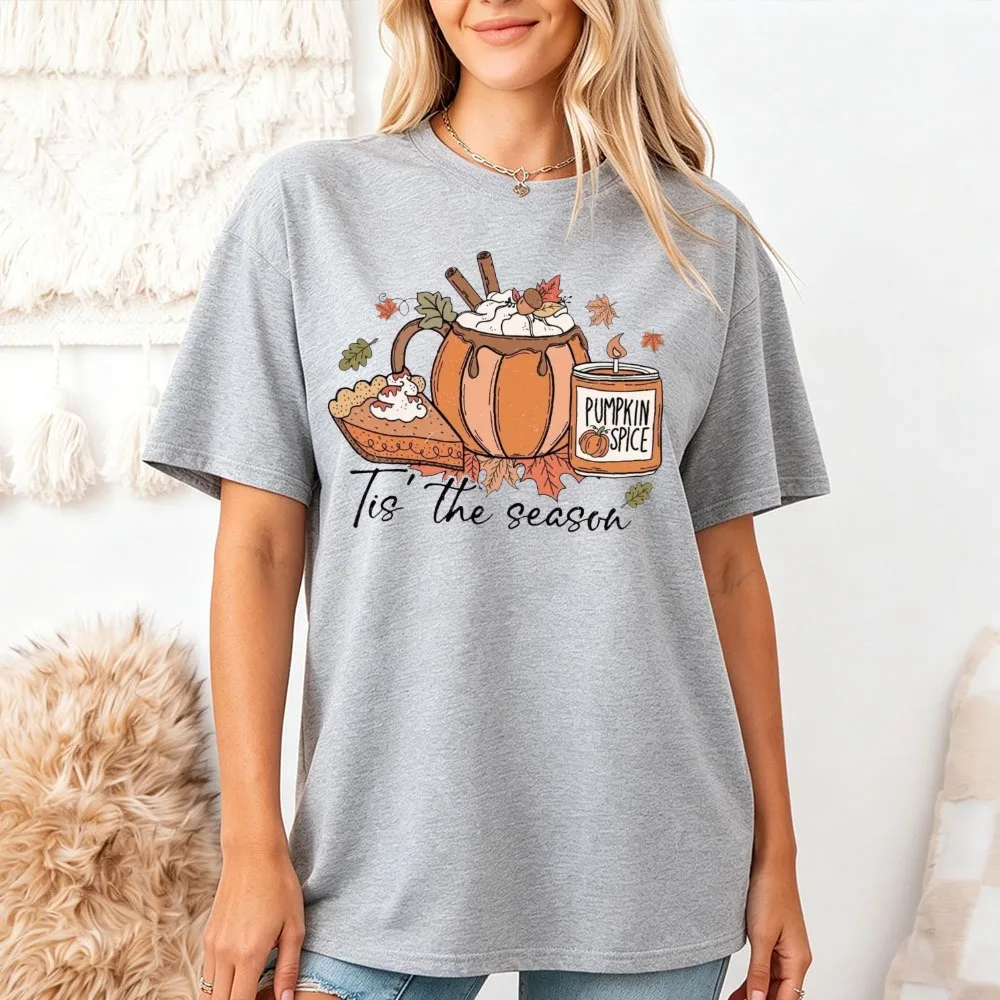 Tis The Season Graphic Grey Tee Women Pumpkin Pie T-Shirt Cozy Autumn Top Seasonal Holiday Shirt Cute Candle Print Clothes