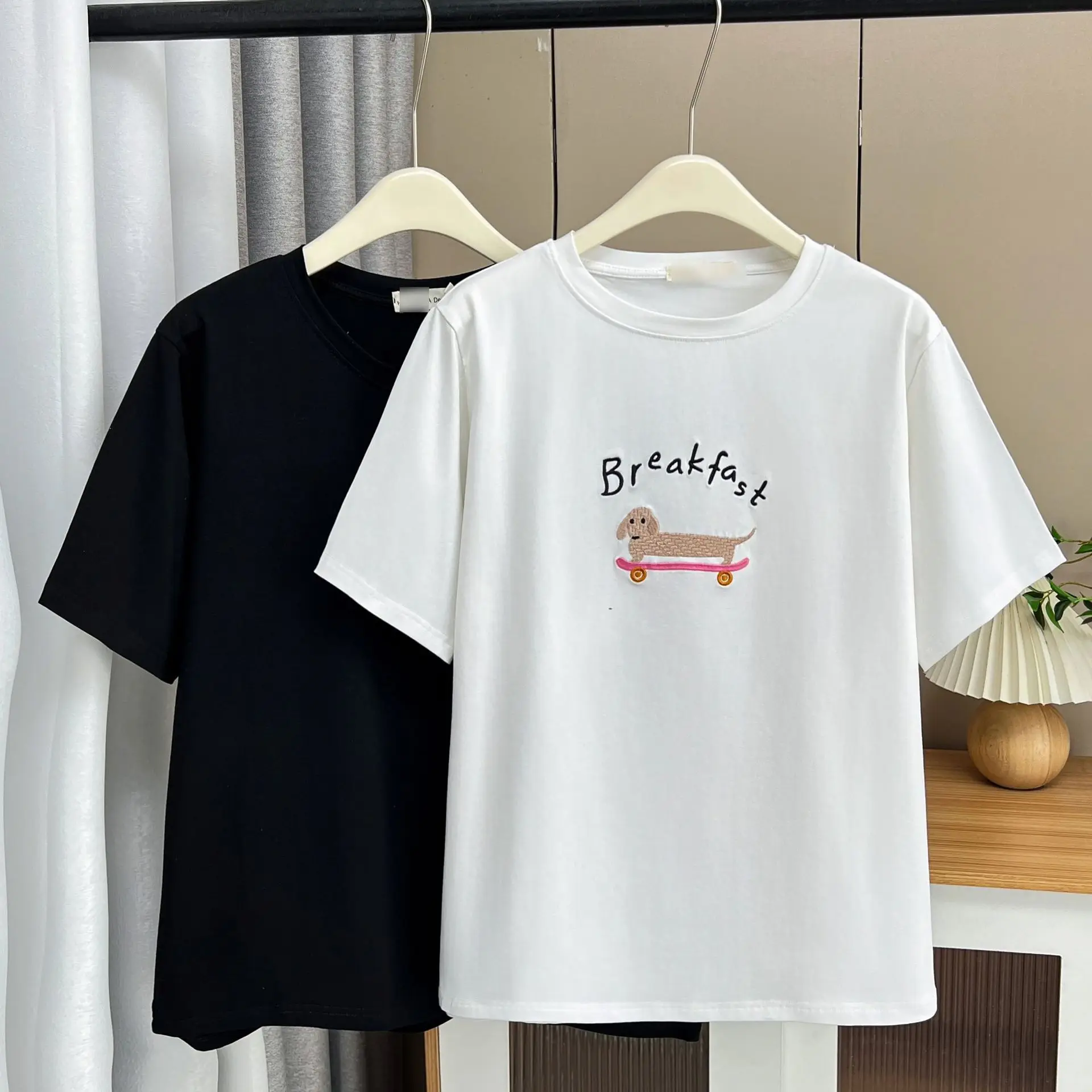 Loose Dog Embroidery Short Sleeve T-shirt Fashion Top For Women, Plus Size, Summer 2024