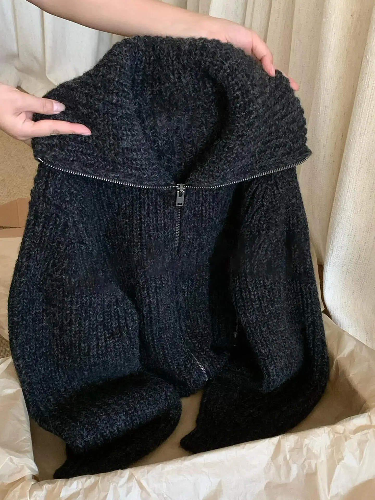 

Рекомендация уровня Чао! Женский вязаный шерстяной кардиган на молнии, свободный крой, свитер с большим воротником, осенняя модная повседневная одежда