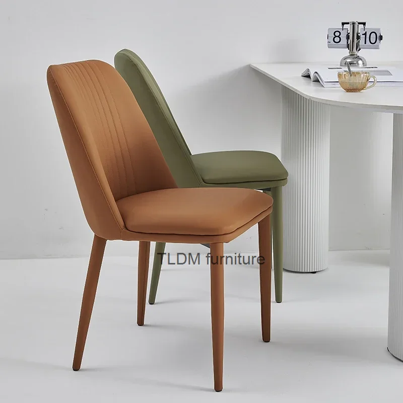 Modern Ultralight Dining Chairs European Trendy Beautiful Luxury Dining Chairs Beige Faux Leather Cadeiras De Jantar Furnitures