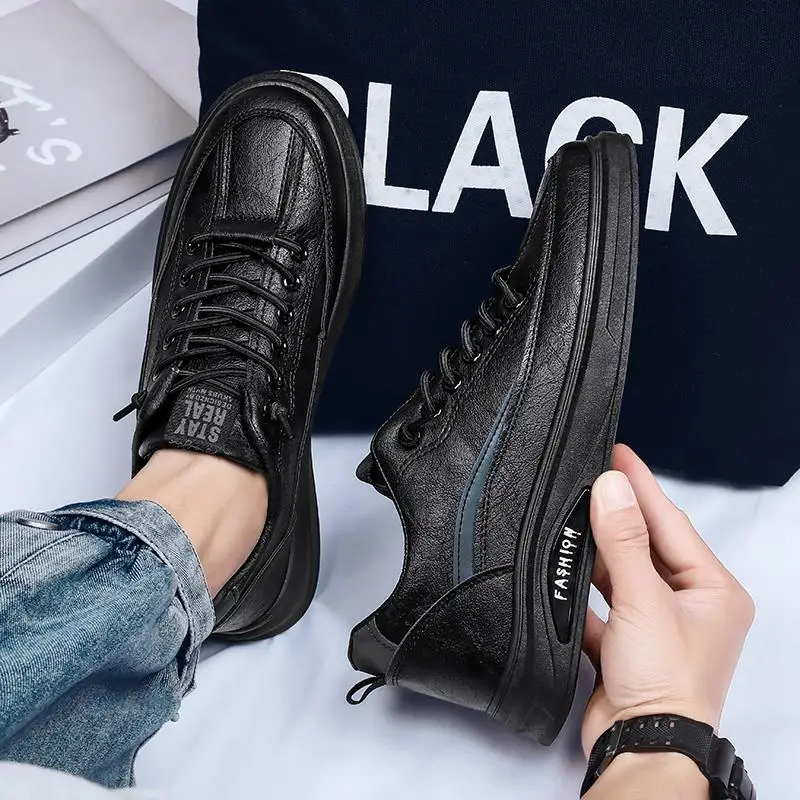 Sapatos masculinos antiderrapantes à prova dwaterproof água esportes tênis novo estilo de sapatos de couro para homens preto proteção do trabalho sapatos de couro masculino