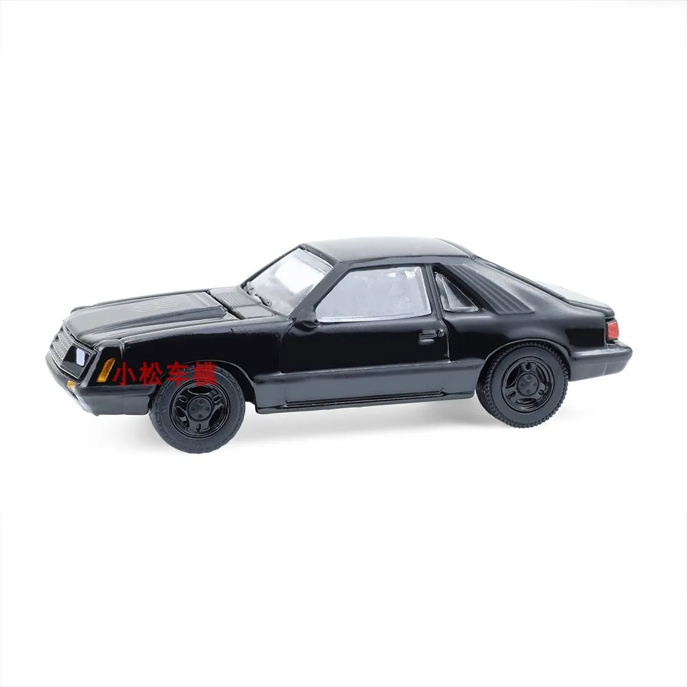 

GreenLight 1:64 1979 Ford Mustang Fox 28170-F Высокая имитация сплава, модель автомобиля, мини-игрушка, коллекция, подарок