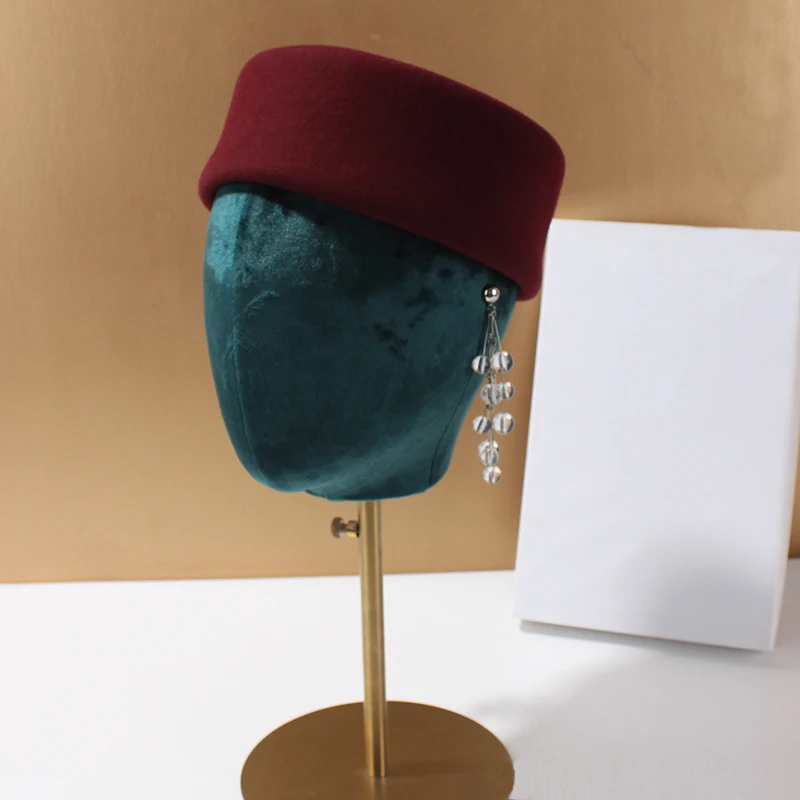 Britische Retro-Aristokratische Mode-Stewardess-Mütze aus Wolle für Damen, elegante französische kleine 54 cm Miniatur-Mütze – Detail 21