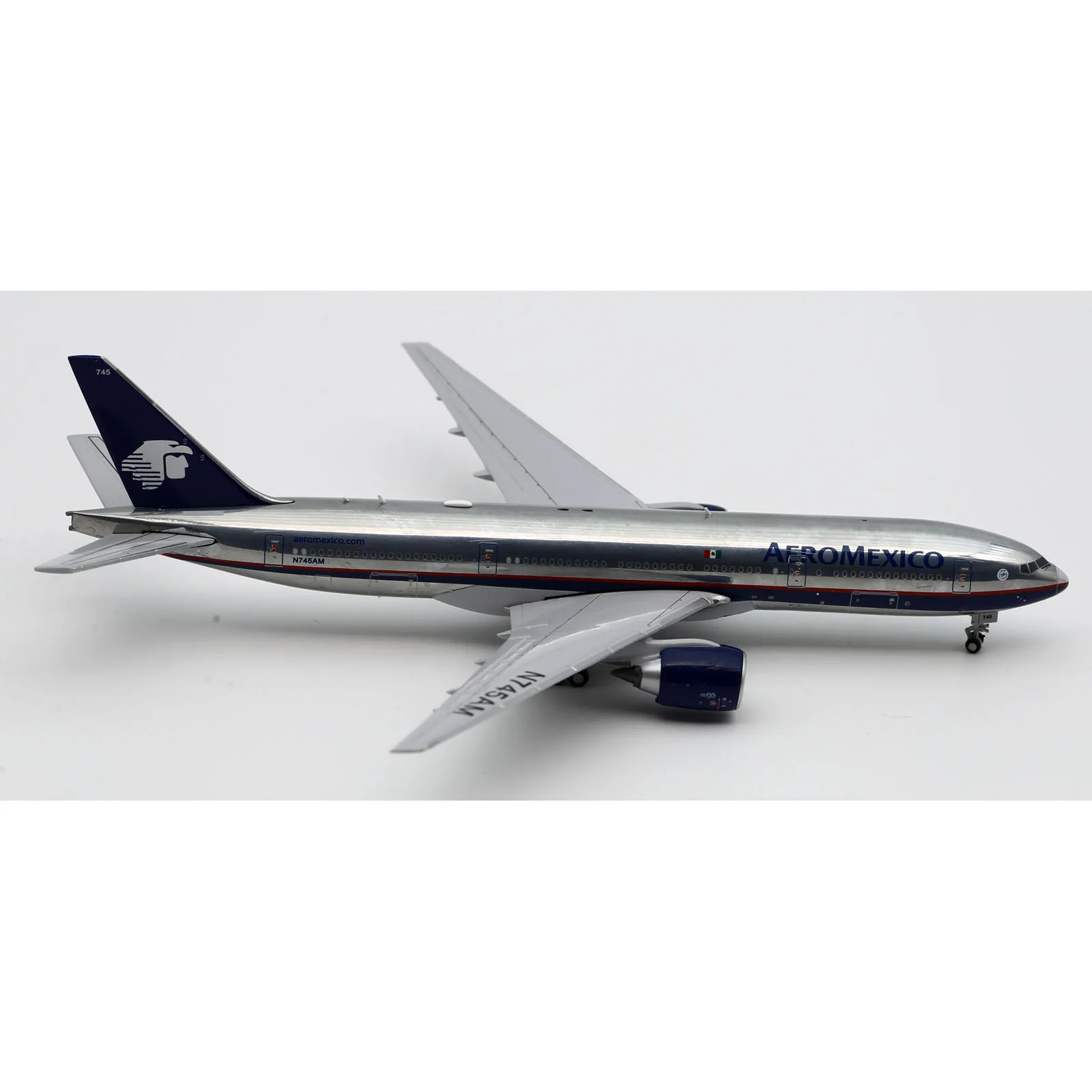 XX40025 Alloy Collectible Plane Gift JC Wings 1:400 Aeromexico Airlines Boeing B777-200ER Diecast Aircraft Jet Model N745AM