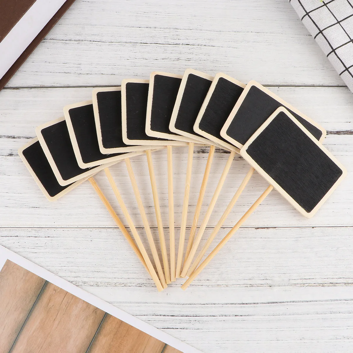 

20Pcs Mini Chalkboard Toppers Wooden Small Blackboard Signs for Plant Markers Garden Flower Labels Writing Message Wedding