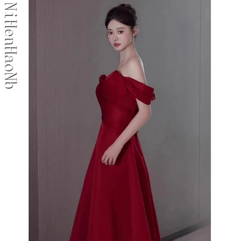 Red Satin Quinceanera Dresses Women Boat Neck Off The Shoulder Evening Dresses Elegant  A-Line Cocktail Gown